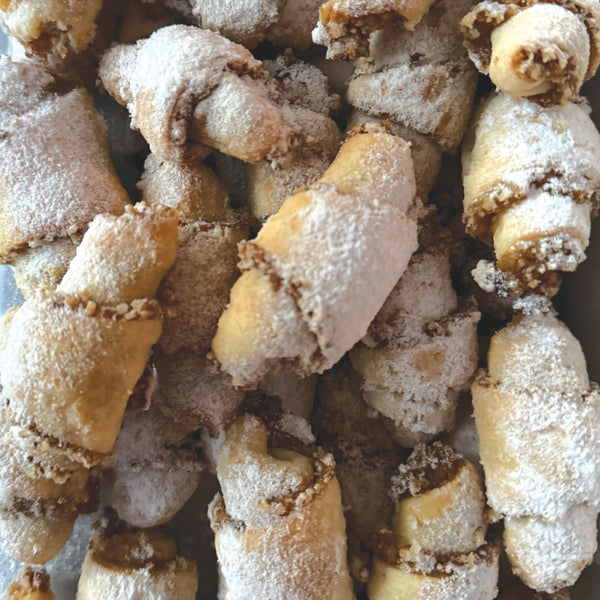 Cornulețe cu Nucă & Gem de Caise